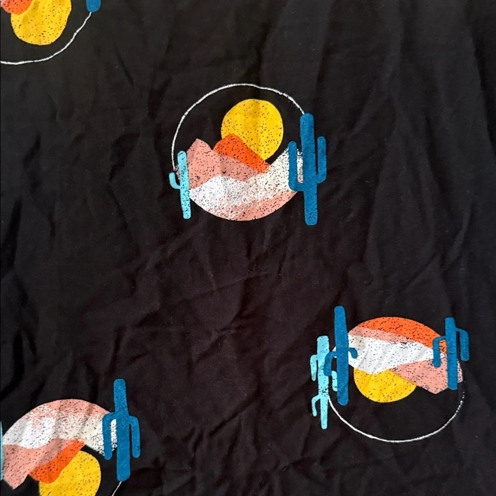 Cactus Black button up - Picture 4 of 6